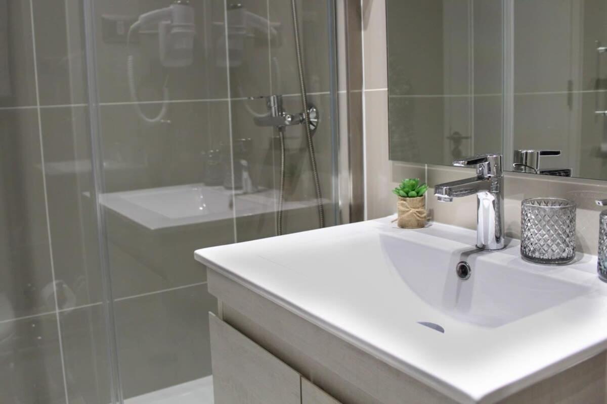 Hermoso Estudio En Mejor Ubicación Frente Al Mall Servicio Hom Provincia de Antofagasta